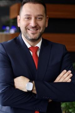 dr Almir Badnjević